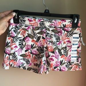 {Old Navy} Floral Knit Shorts 🔸 NWT